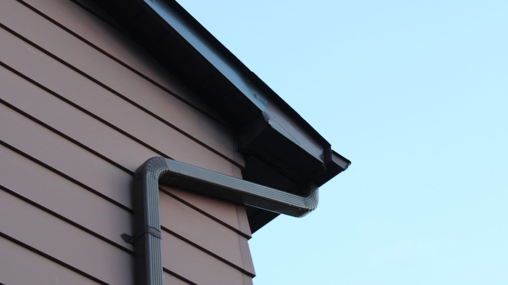 amazing-gutters-carmen-in-clemens-home-solutions-scaled.jpg