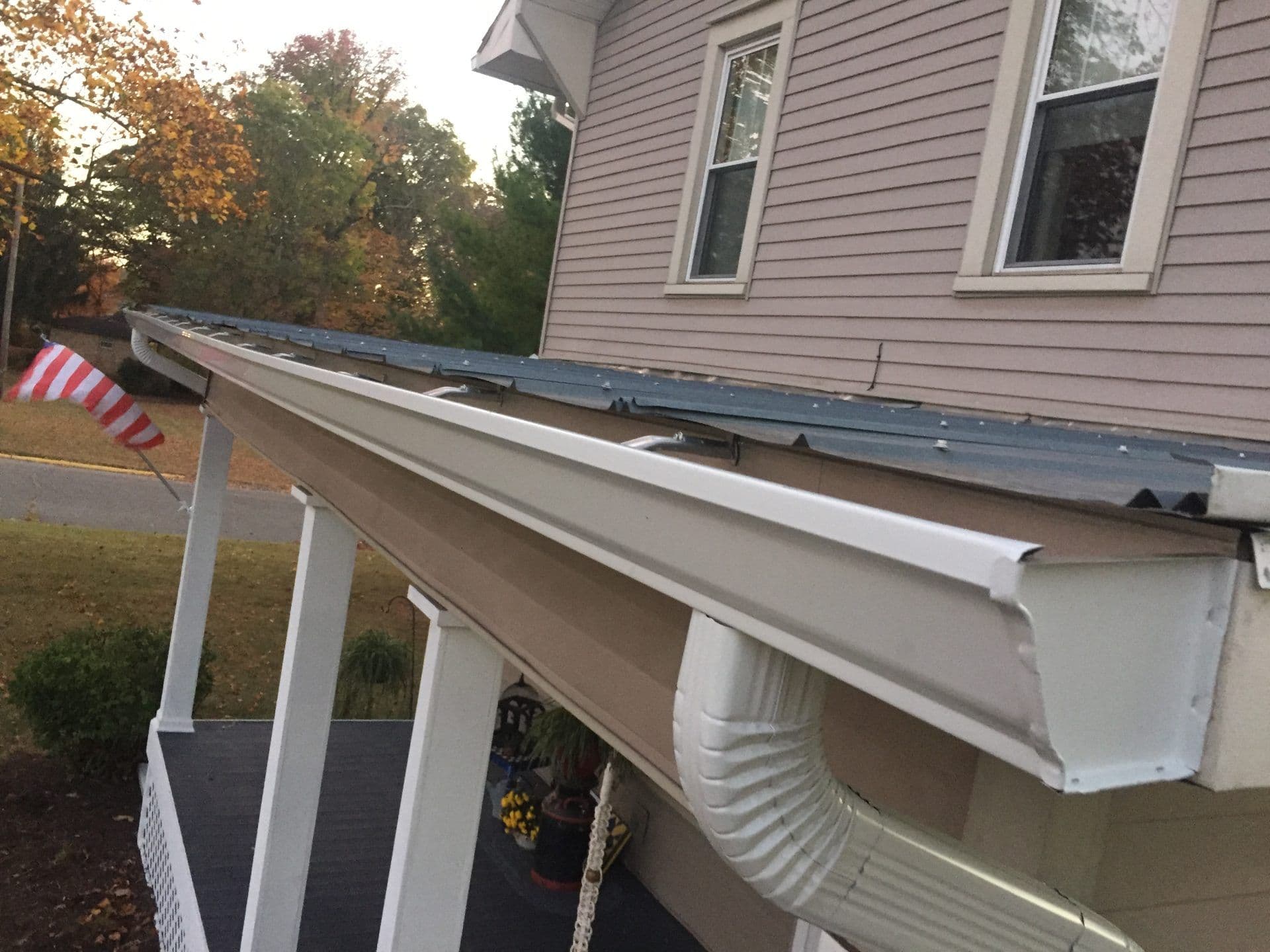 best-seamless-gutters-anderson-in-clemens-home-solutions-scaled.jpg