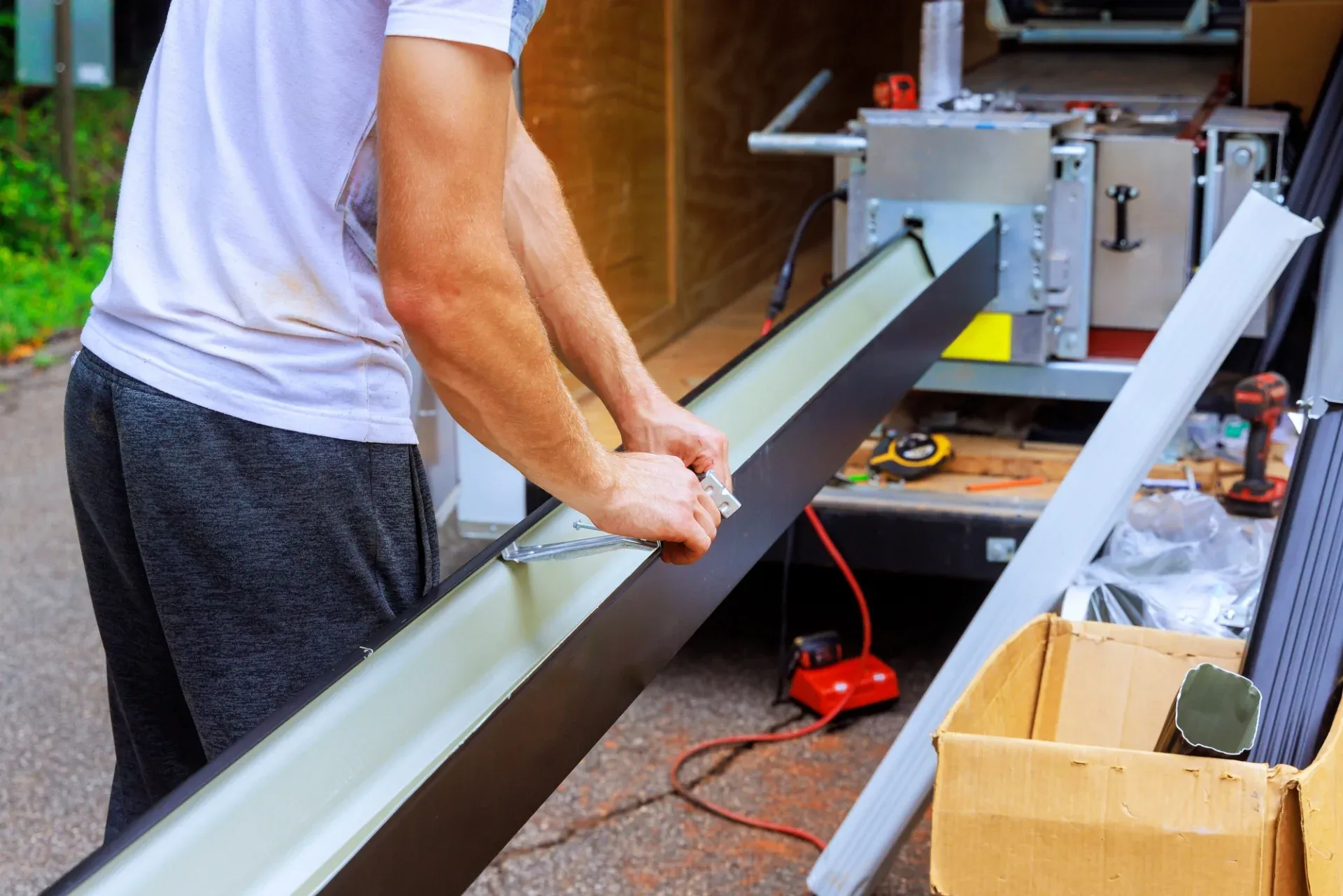 custom-gutter-replacements-muncie-in-clemens-home-solutions-scaled.webp