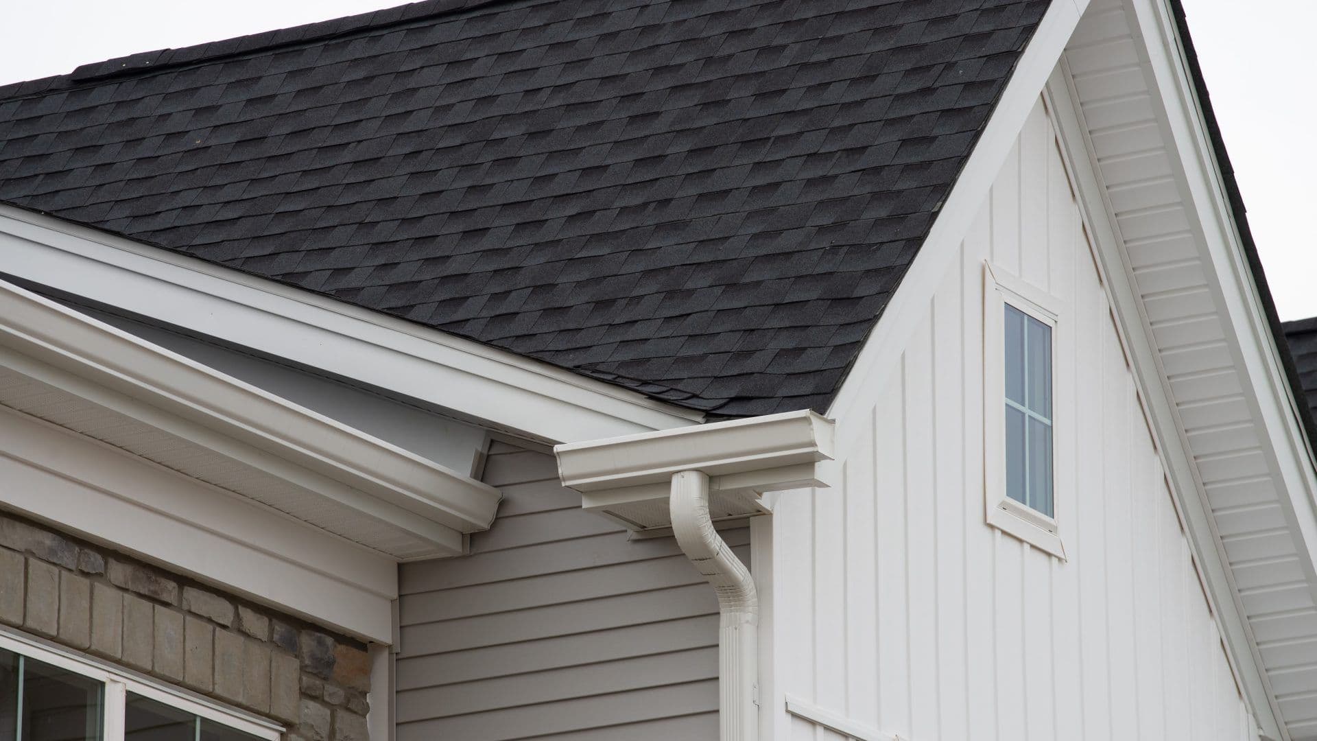 dependable-gutter-system-replacement-cicero-in-clemens-home-solutions-scaled.jpeg