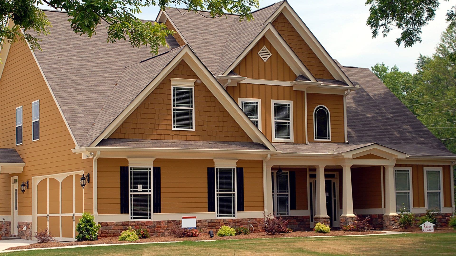 great-roofing-carmel-in-clemens-home-solutions-scaled