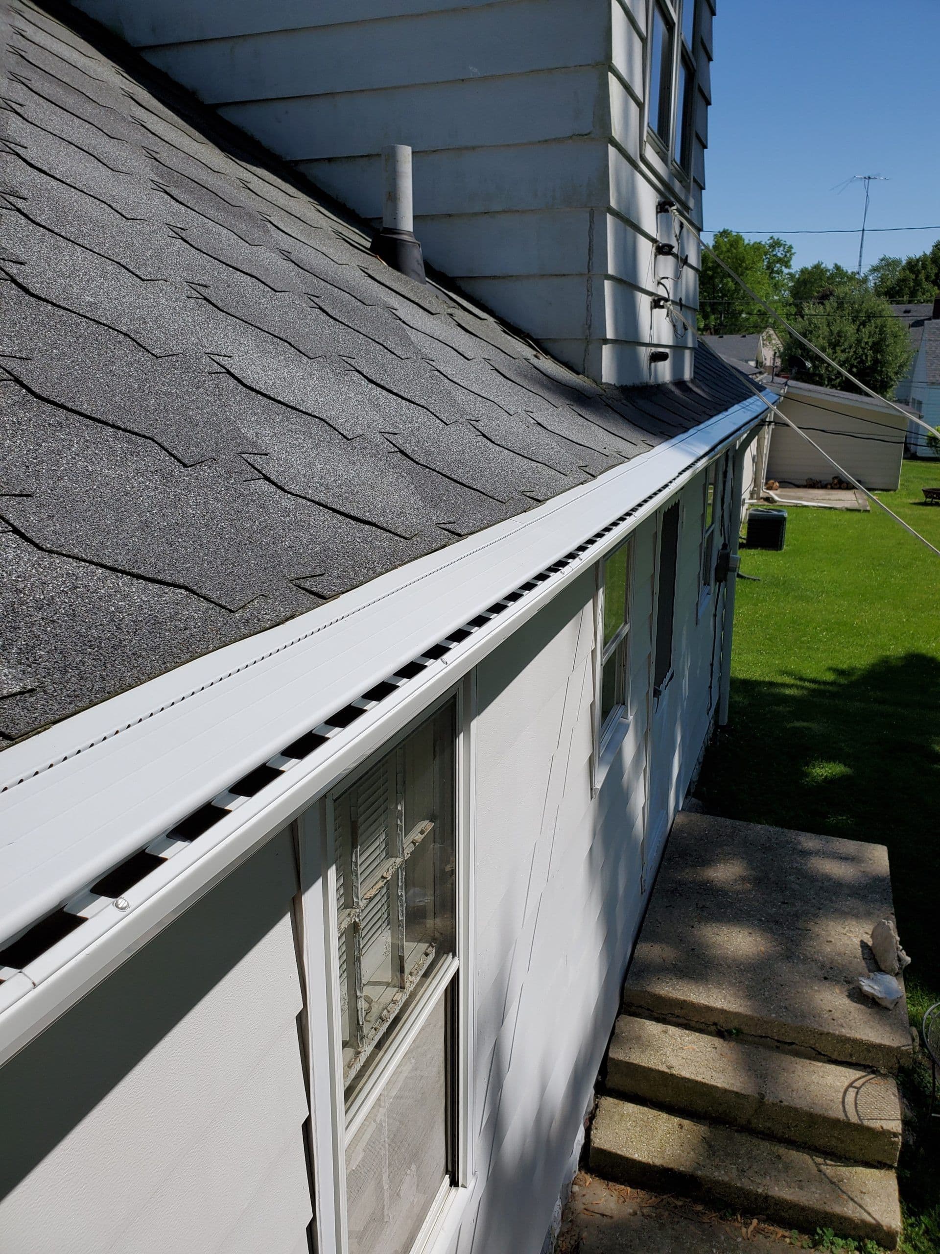 J2-Gutter-Protection-After-Muncie-And-East-Central-Indiana-Clemens-Home-Solutions-scaled
