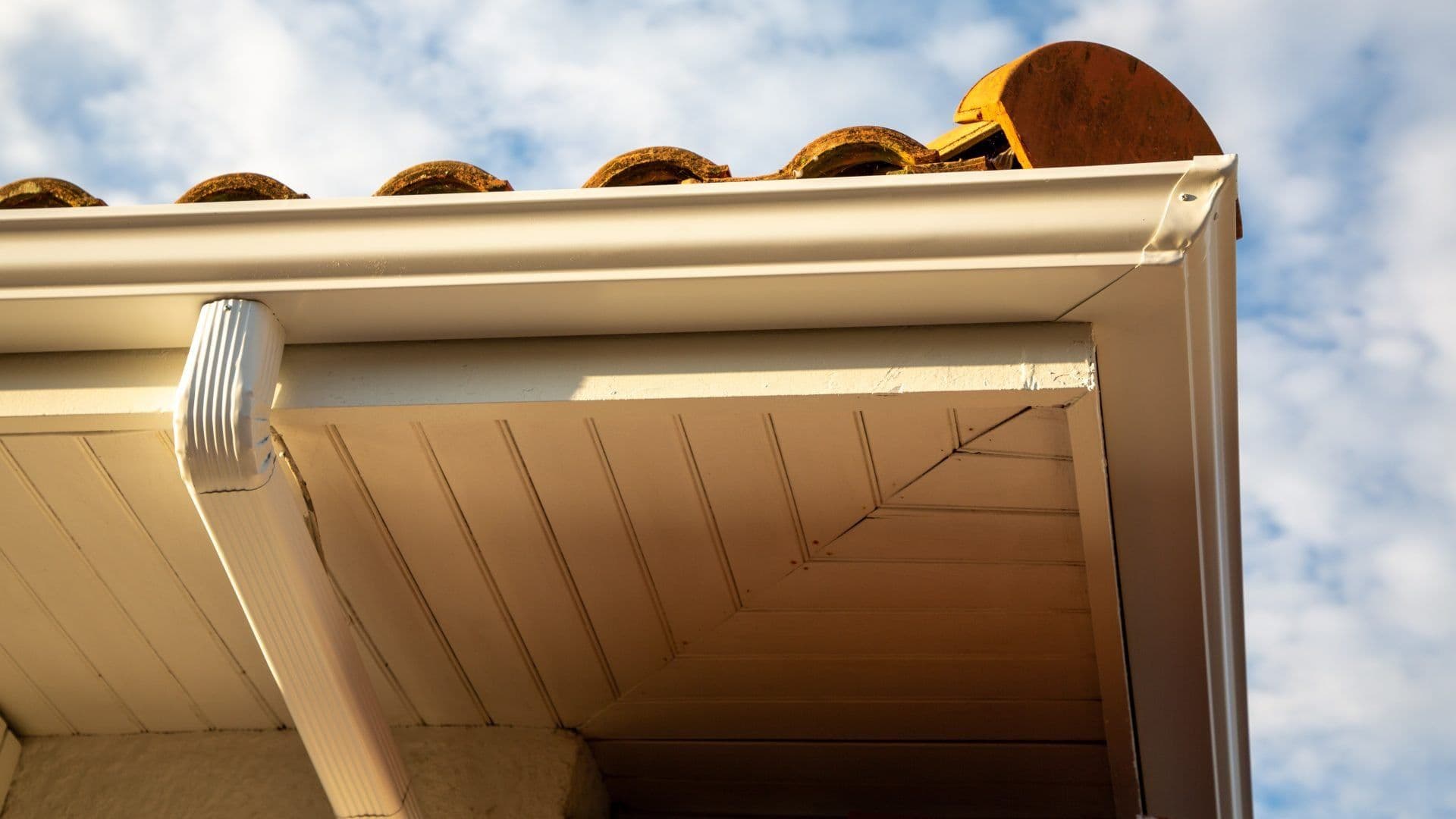new-gutters-fort-wayne-in-clemens-home-solutions-scaled
