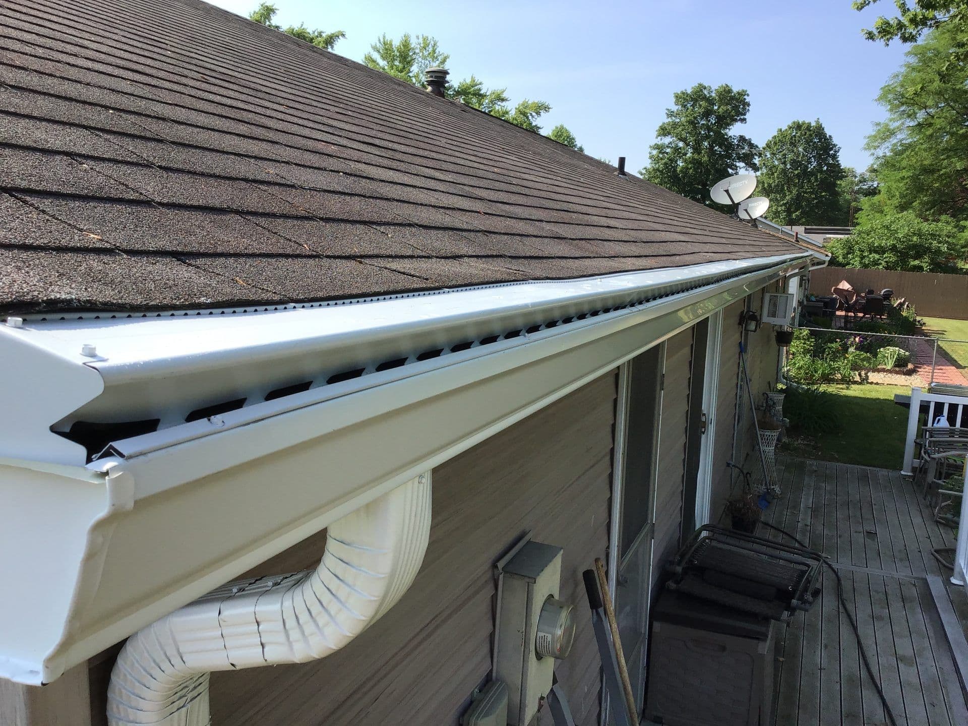 protective-leafx-gutter-guards-anderson-in-clemens-home-solutions-scaled.jpg