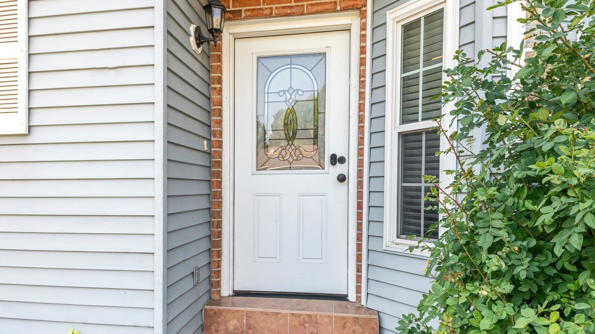 stylish-entry-doors-chesterfield-clemens-scaled.jpeg