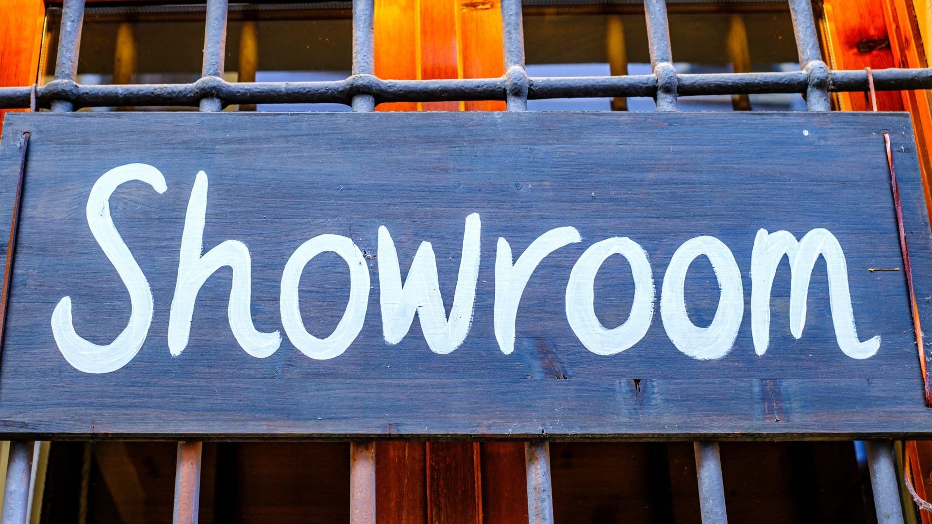 visit-our-terrific-exterior-home-remodeling-showroom-east-central-indiana-clemens-home-solutions-scaled.